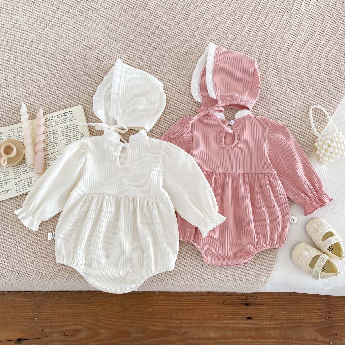 Autumn  Baby Romper with Hat B - Baby Clothing Display Stand 评论和价格